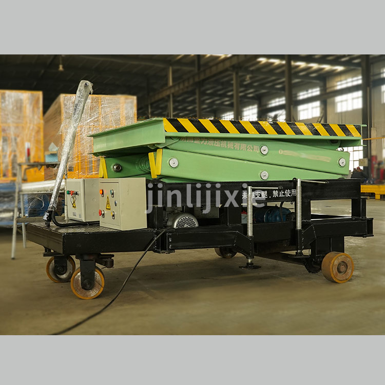 酒泉自行式升降平臺(tái)特點(diǎn)