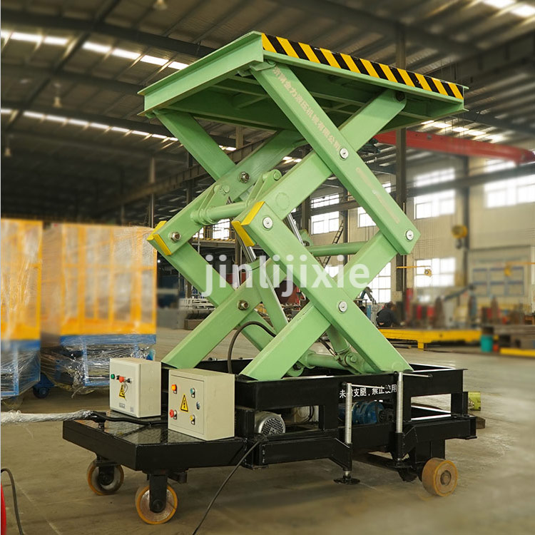 三門峽自行走升降機特點